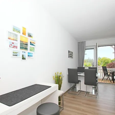 Toller Meerblick Vom Balkon, Gratis Nutzung Vom Ahoi Erlebnisbad Und Sauna In Sellin - Haus Nordstrand Fewo16 아파트 *
