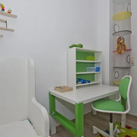 아파트 Toller Meerblick Vom Balkon, Gratis Nutzung Vom Ahoi Erlebnisbad Und Sauna In Sellin - Haus Nordstrand Fewo16 *